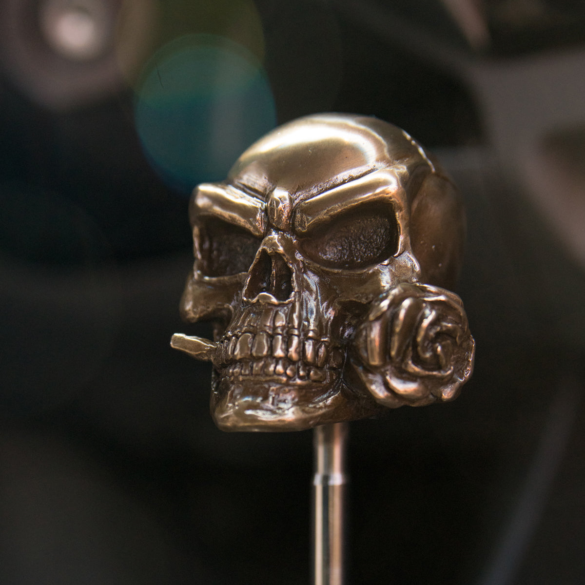 Metal skull store shift knob